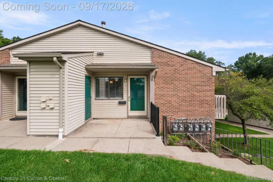 403 Spring Brooke Drive, Brighton, MI 48116 - #2