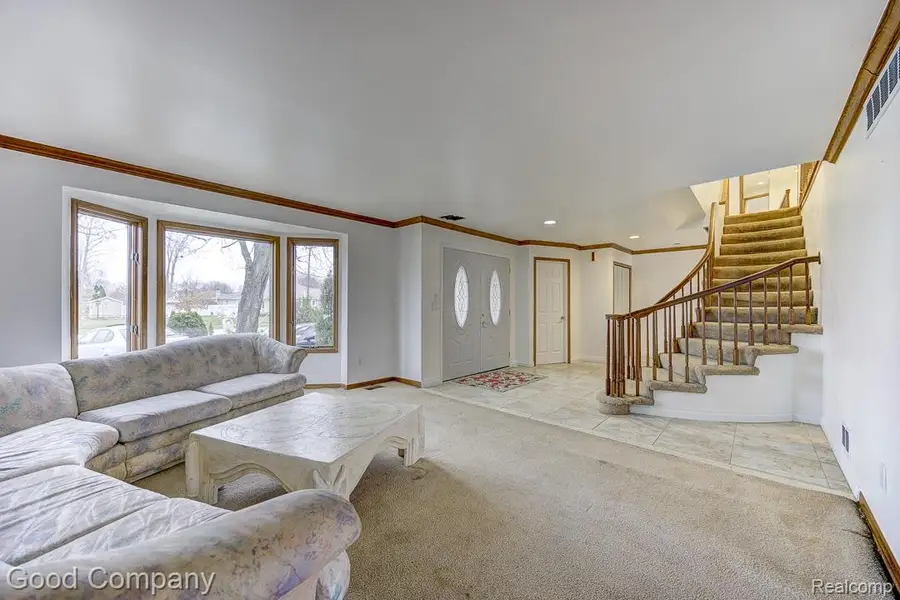 38092 Westchester Road, Sterling Heights, MI 48310 - #2