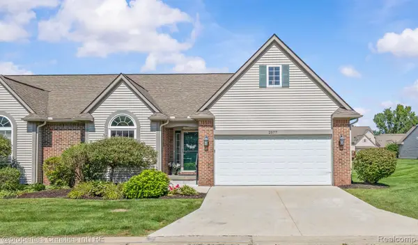 2577 Aralia Drive, Howell, MI 48855