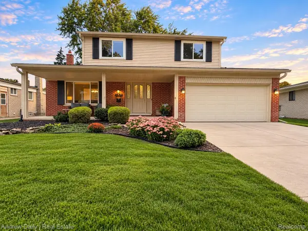 13828 Hamilton Street, Riverview, MI 48193