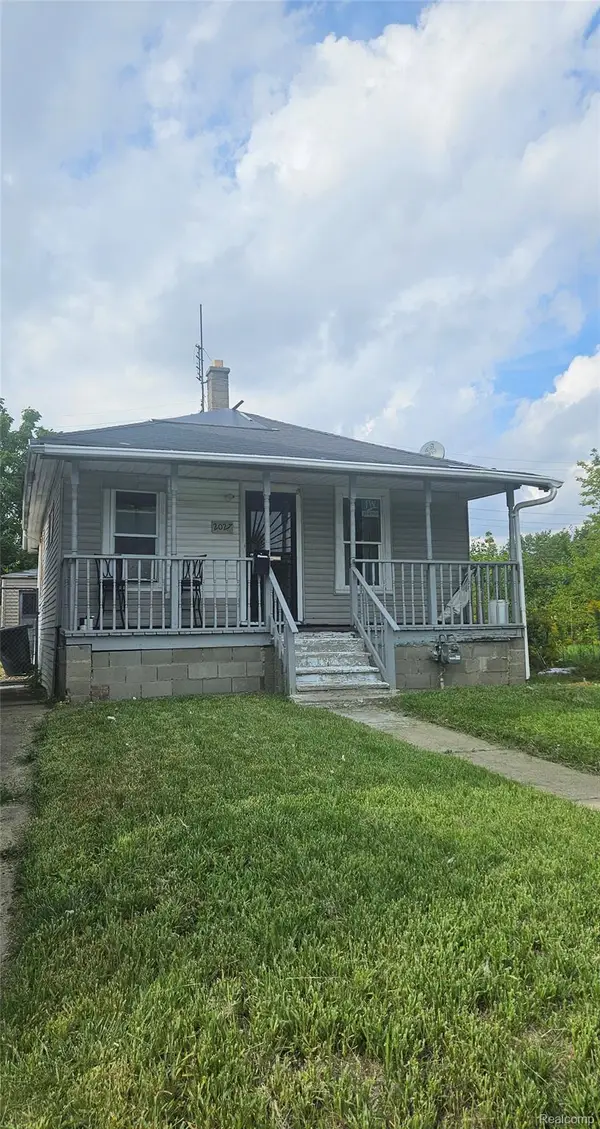 2027 Dearing Street, Hamtramck, MI 48212