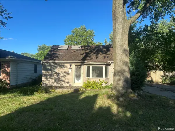 21640 Jacksonville Street, Farmington, MI 48336