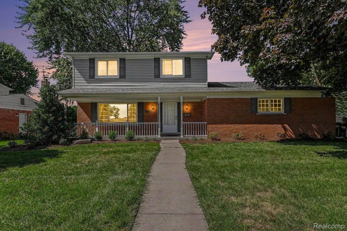 33887 Ashton Drive, Sterling Heights, MI 48312 - #1