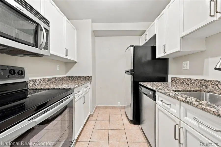 1001 W Jefferson Ave. #300/23f, Detroit, MI 48226 - #3