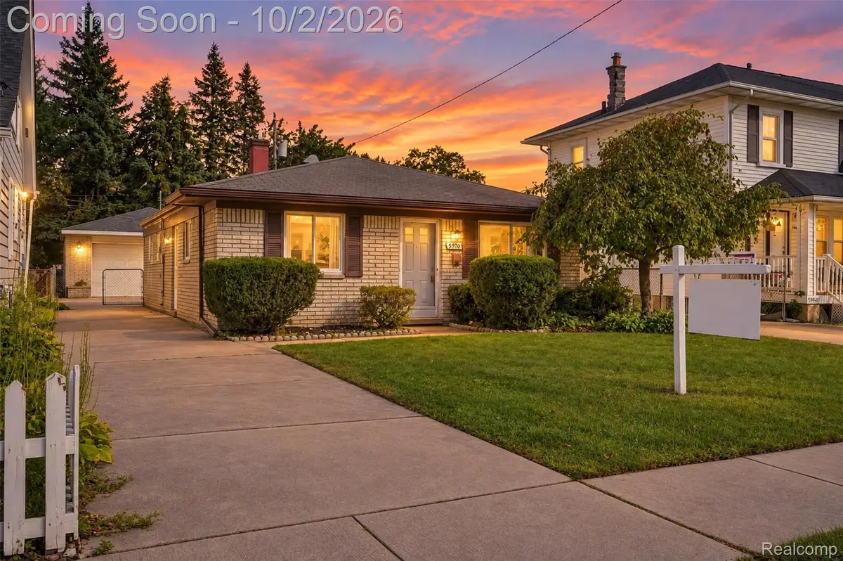 5970 N Silvery Lane, Dearborn Heights, MI 48127 - #1