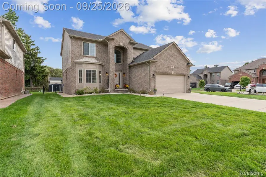 5504 Caden Court, Sterling Heights, MI 48310 - #3