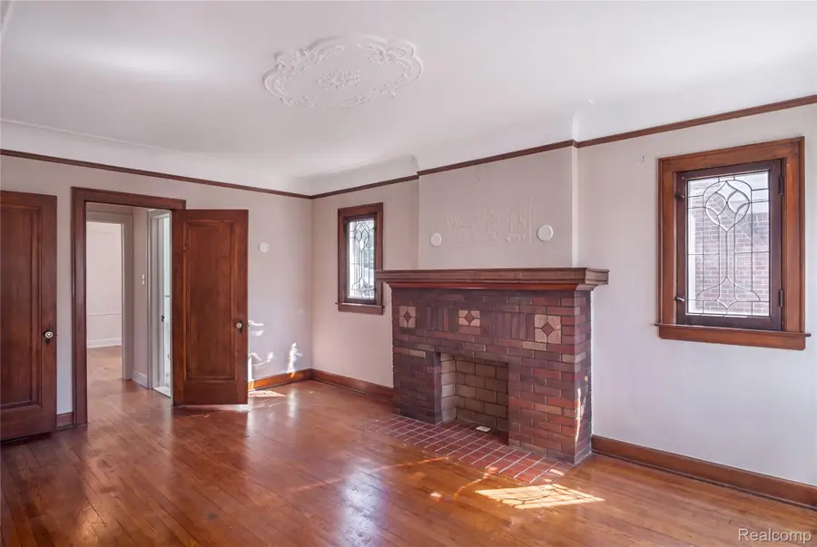 9200 Yorkshire Road, Detroit, MI 48224 - #2