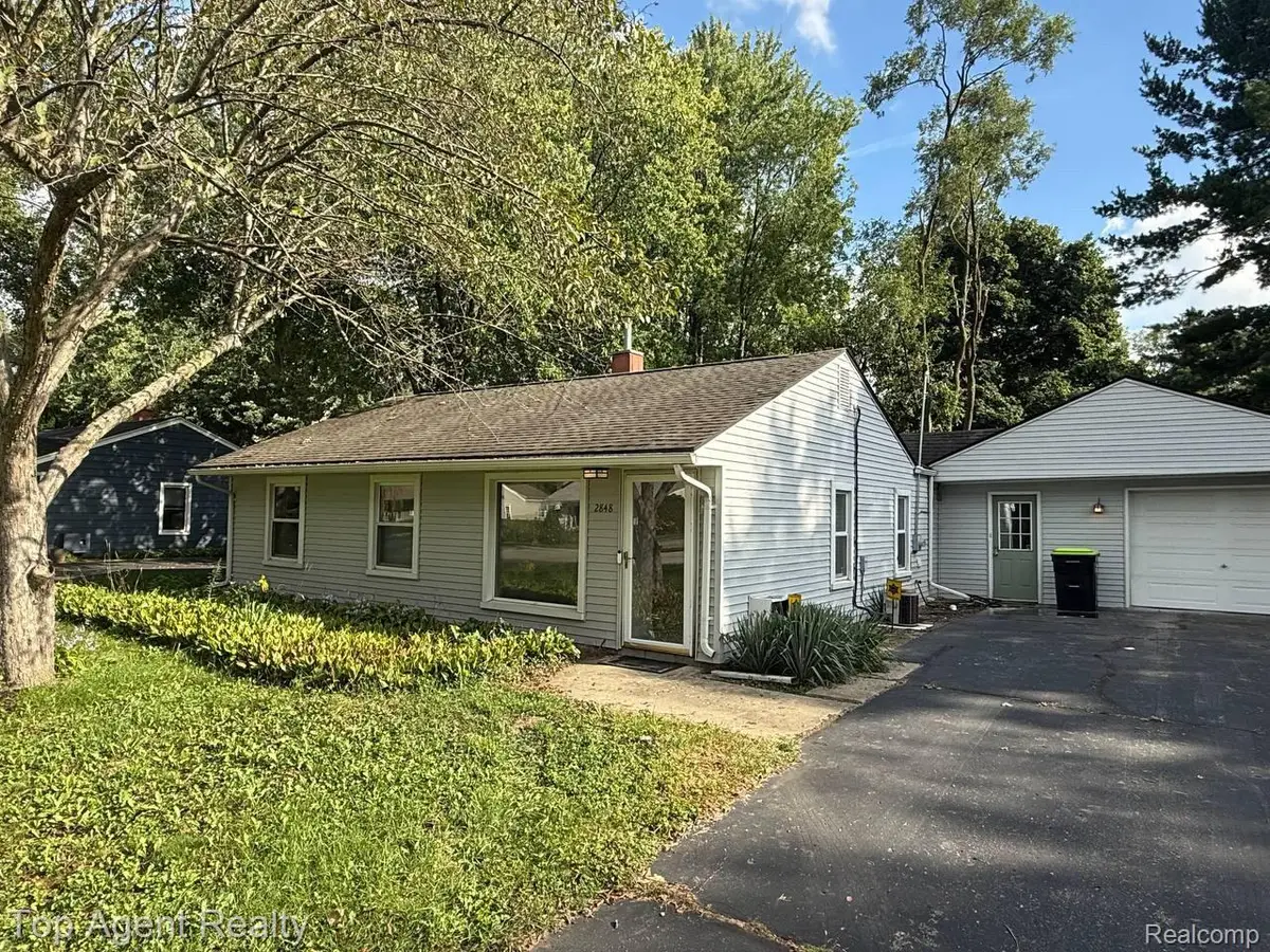 2848 Edna Jane Drive, Auburn Hills, MI 48326 - #1