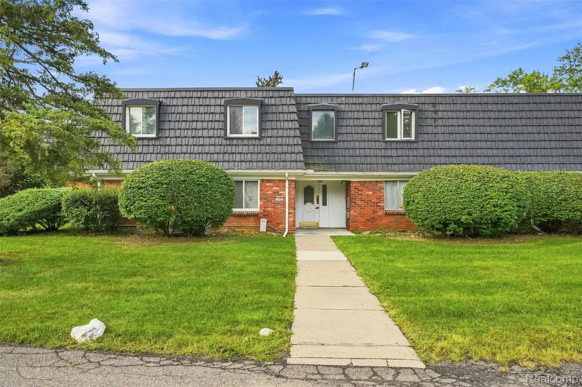 1836 Colonial Village Way, Waterford, MI 48328 - #1