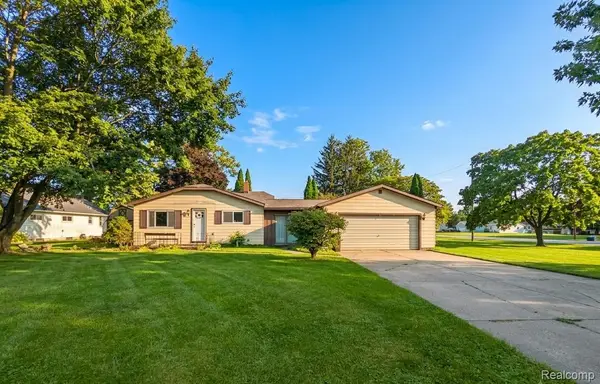 2116 Noble Avenue, Flint, MI 48532