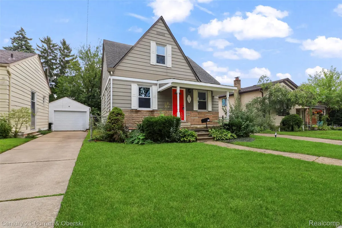 6652 Rockdale Street, Dearborn Heights, MI 48127 - #1