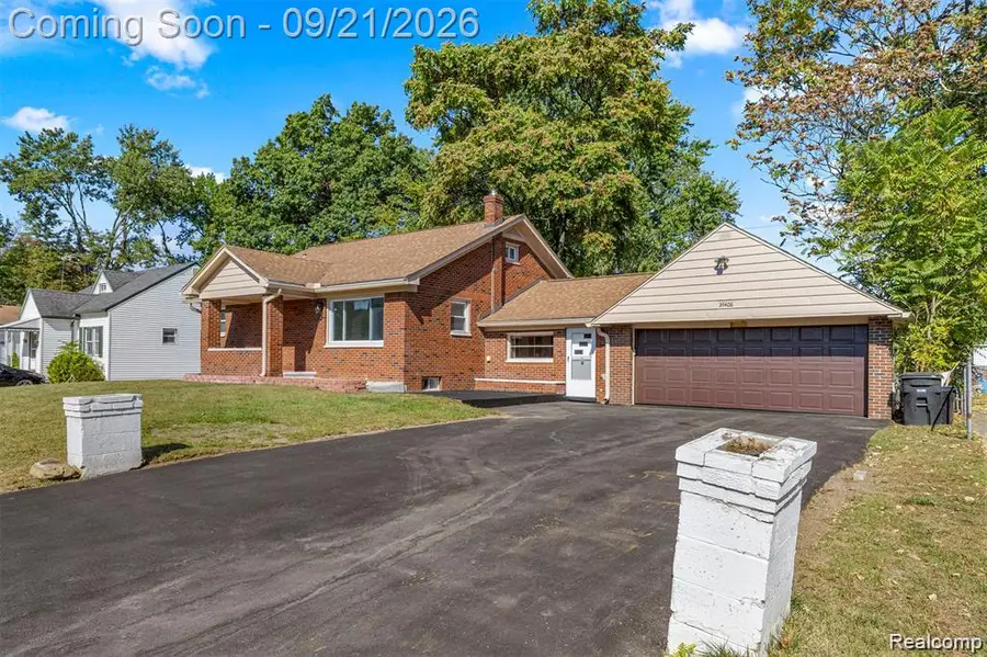 35408 Farragut Avenue, Westland, MI 48186 - #3