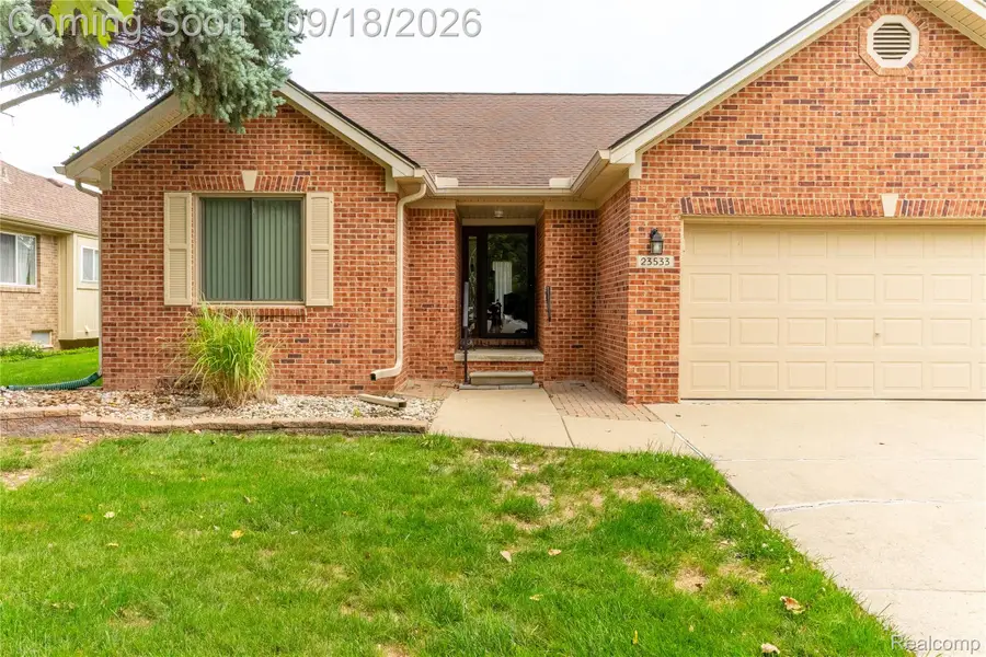 23533 Brentwood Drive, Brownstown, MI 48183 - #3