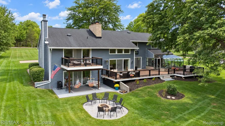 7492 River Road, Flushing, MI 48433 - #2