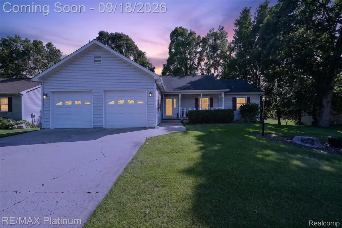 2410 Chestnut Bend, Howell, MI 48855 - #1