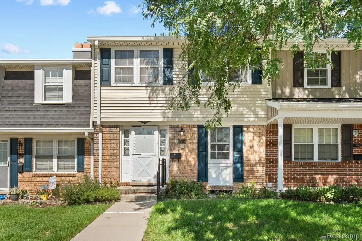 42948 Richards Court #5, Northville, MI 48167 - #1