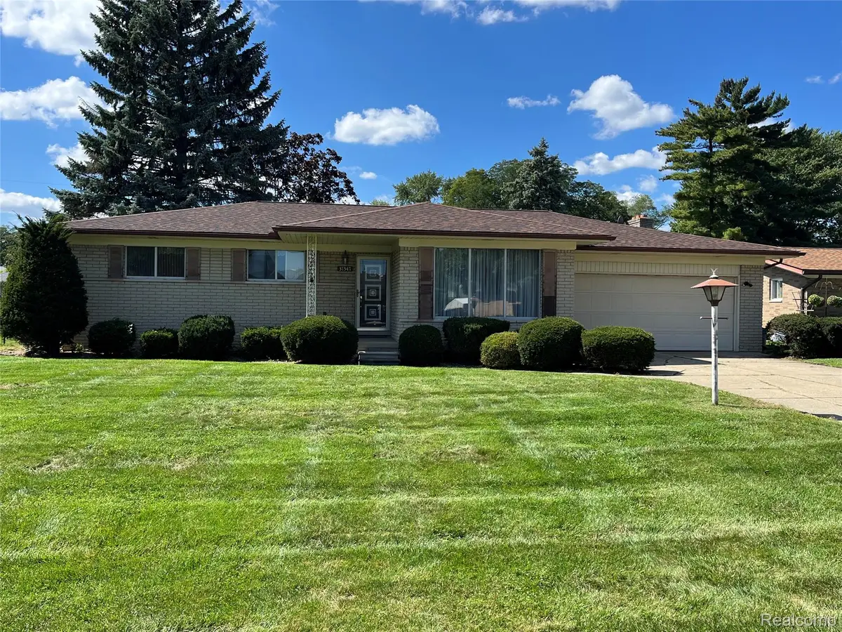 37347 Ruth Drive, Sterling Heights, MI 48312 - #1