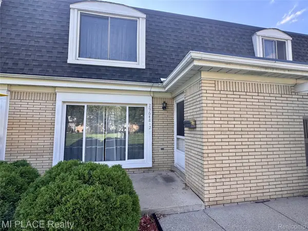 29648 City Center Drive #2, Warren, MI 48093