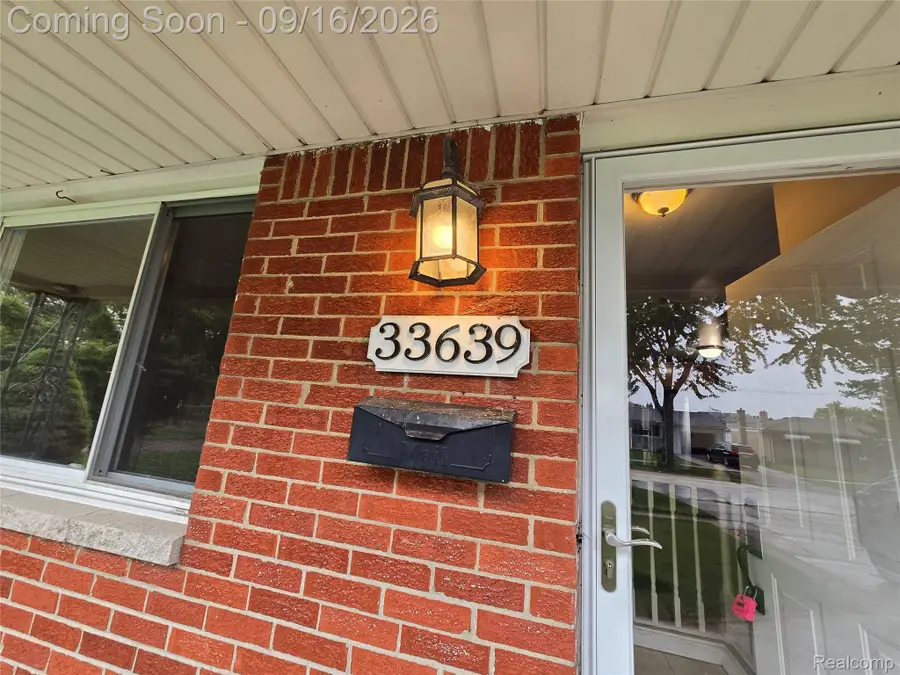 33639 Viceroy Drive, Sterling Heights, MI 48310 - #3