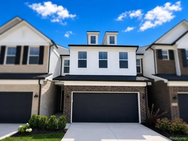 5692 Corgi Drive, AnnArbor, MI 48108
