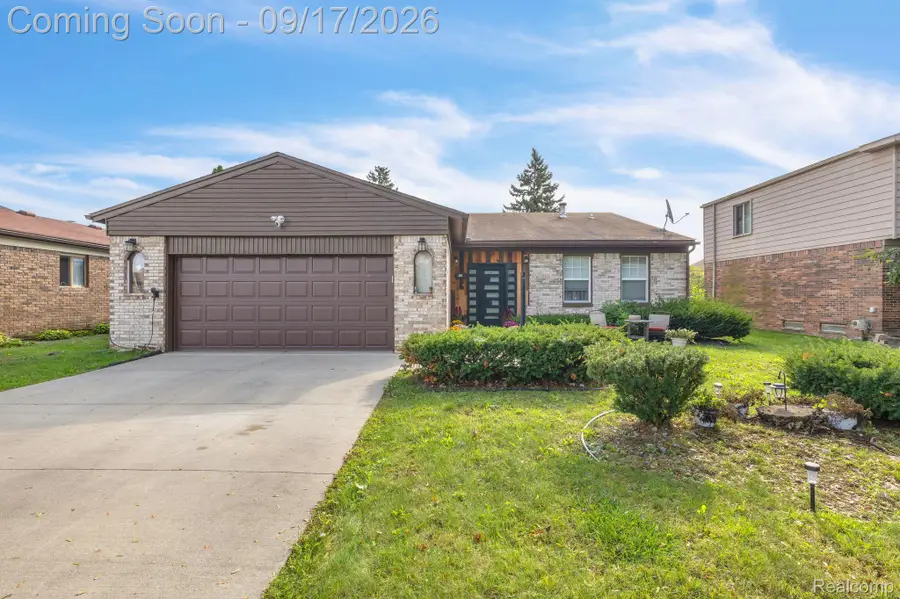 200 Rosemary Street, Dearborn Heights, MI 48127 - #3