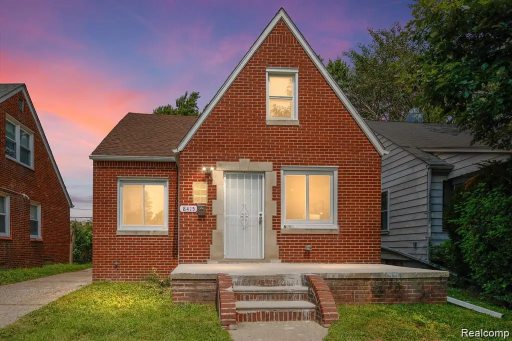 8415 Sherman Avenue, Warren, MI 48089 - #1