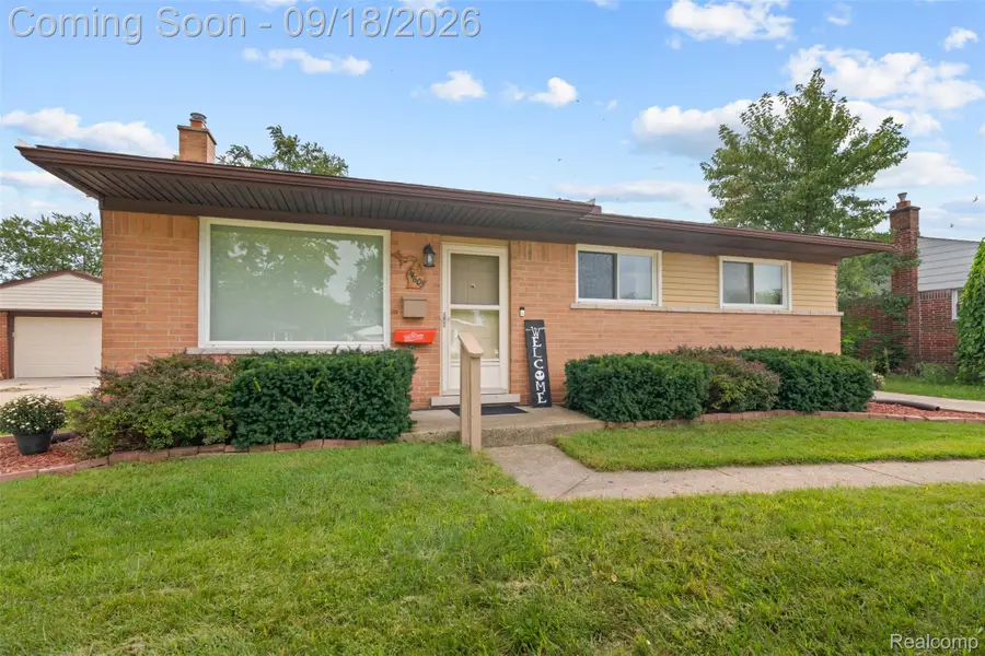 34605 Hiveley Street, Westland, MI 48186 - #2