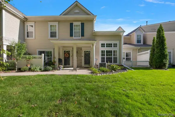 25816 Maritime Circle S, HarrisonTownship, MI 48045