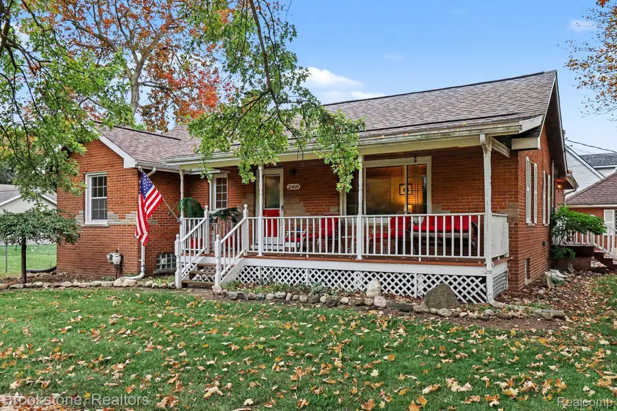 2416 Cromie Drive, Warren, MI 48092 - #2