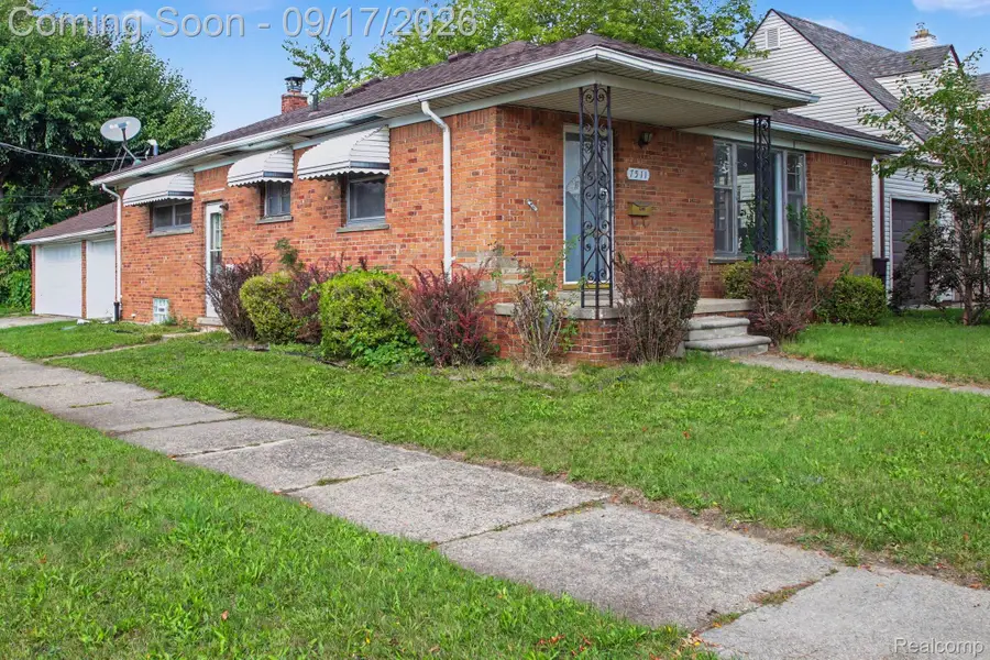 7511 Sterling, Center Line, MI 48015 - #2