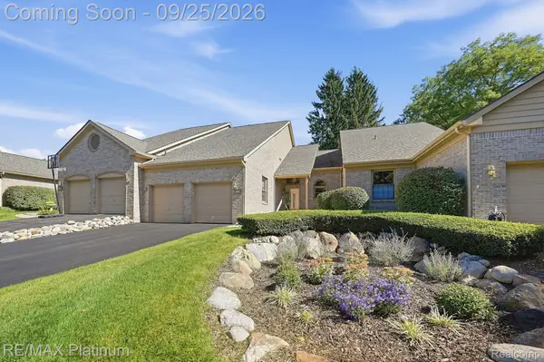 4971 Fairways Drive, Brighton, MI 48116