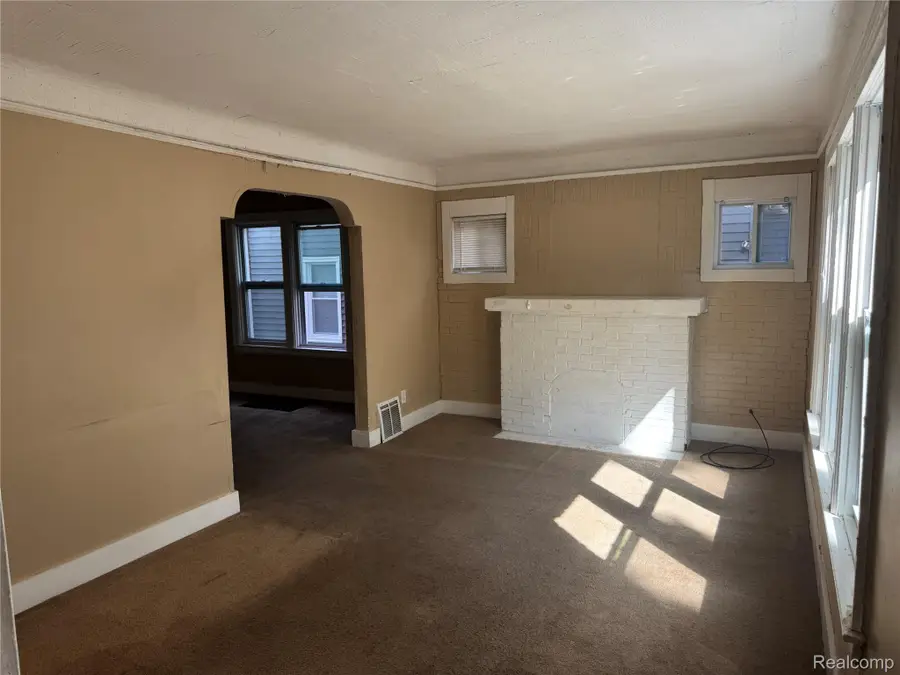 15835 Cruse Street, Detroit, MI 48227 - #2