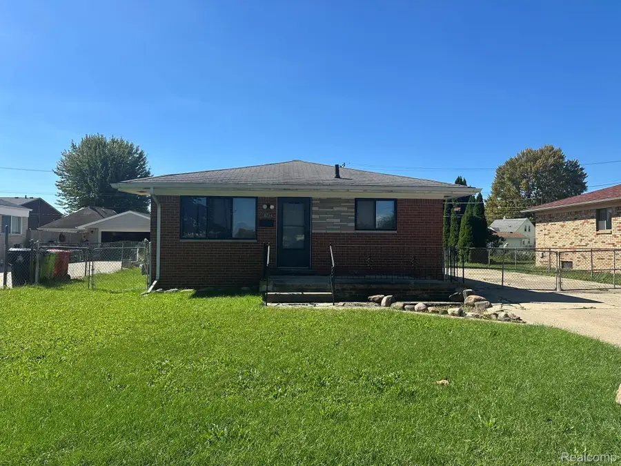 18734 Florida Street, Roseville, MI 48066 - #2