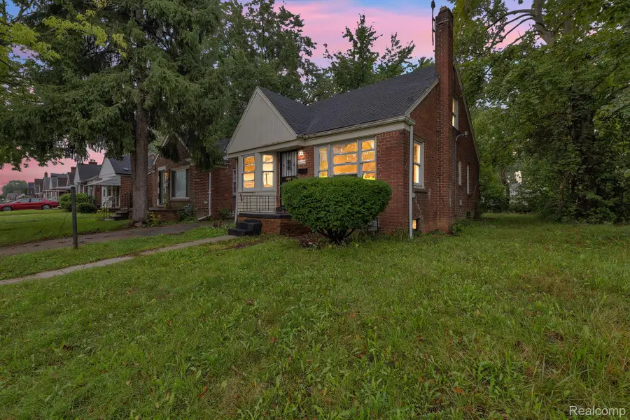 13807 Wadsworth Street, Detroit, MI 48227 - #2