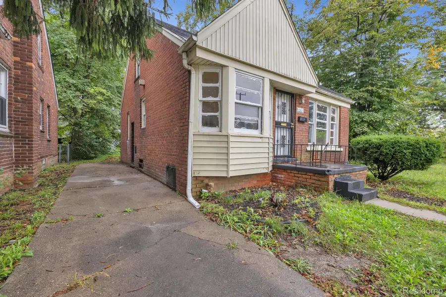 13807 Wadsworth Street, Detroit, MI 48227 - #3