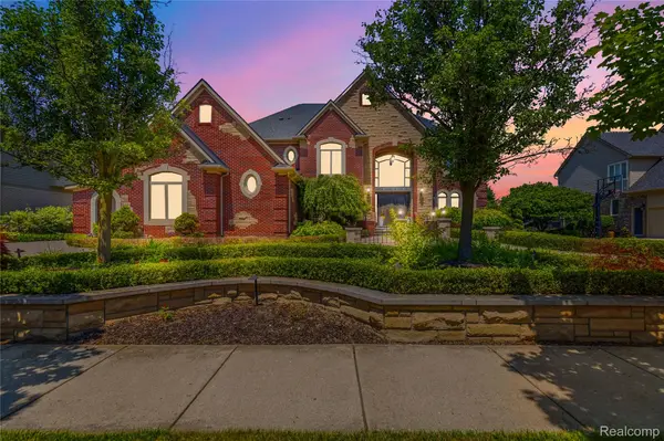 48554 Stoneridge Drive, Northville, MI 48168