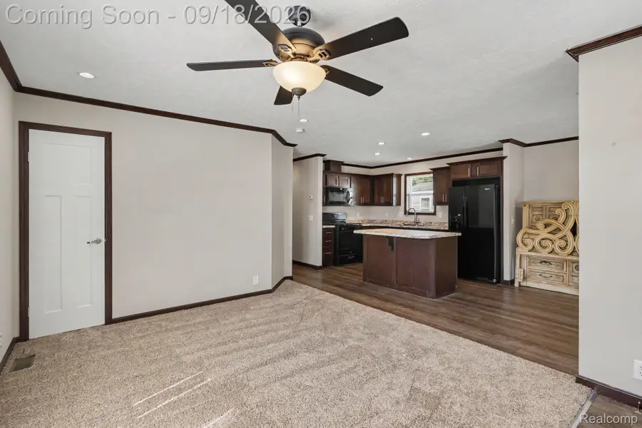 470 Flamingo Street, Rochester Hills, MI 48309 - #3