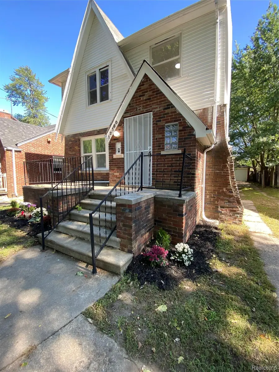 12160 Whitehill Street, Detroit, MI 48224 - #2