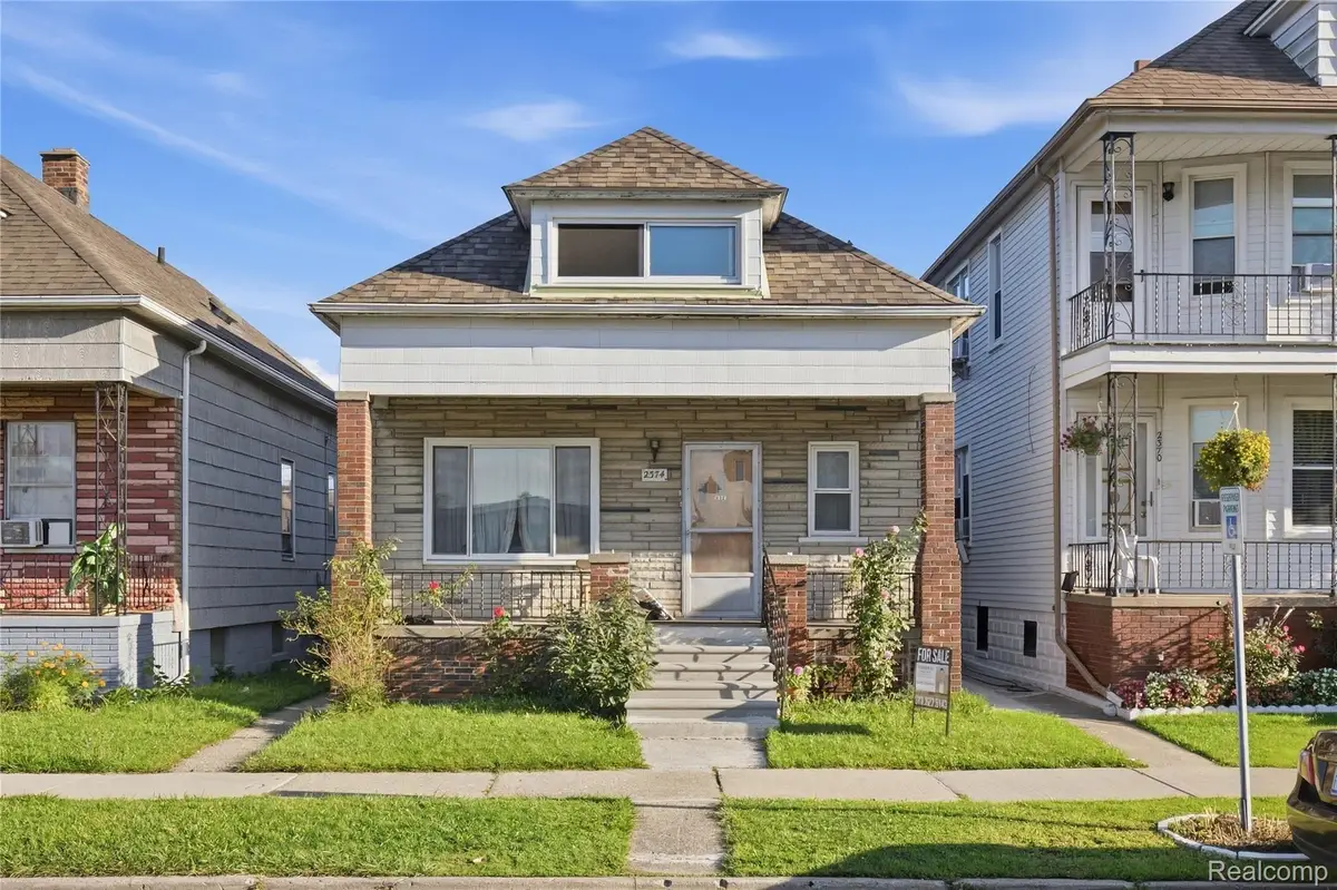 2374 Burger Street, Hamtramck, MI 48212 - #1