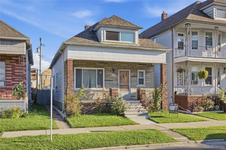 2374 Burger Street, Hamtramck, MI 48212 - #2