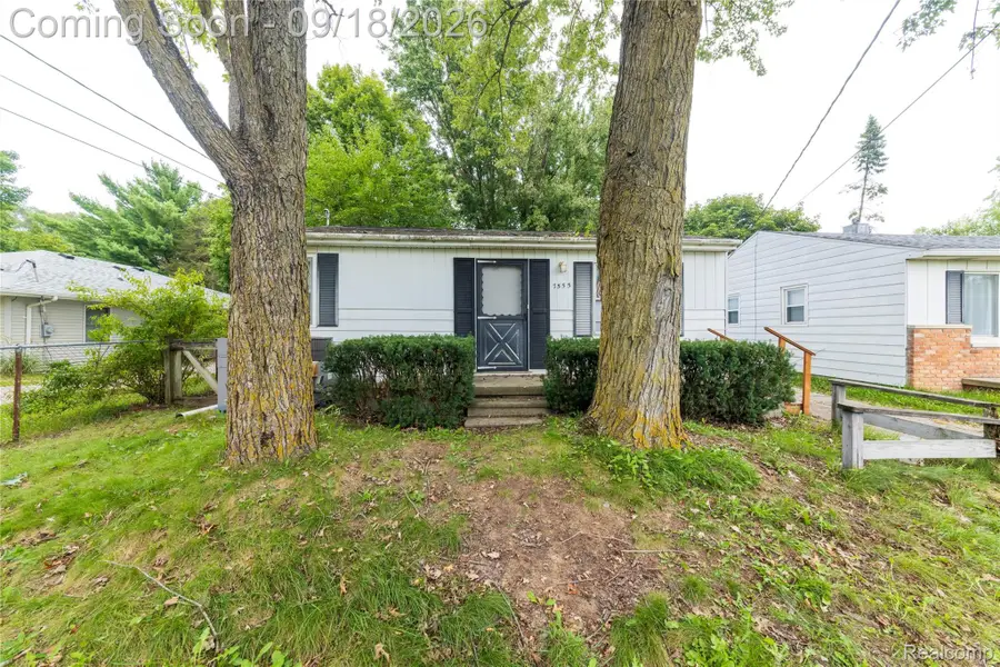 7555 Ore Lake Road, Brighton, MI 48116 - #2