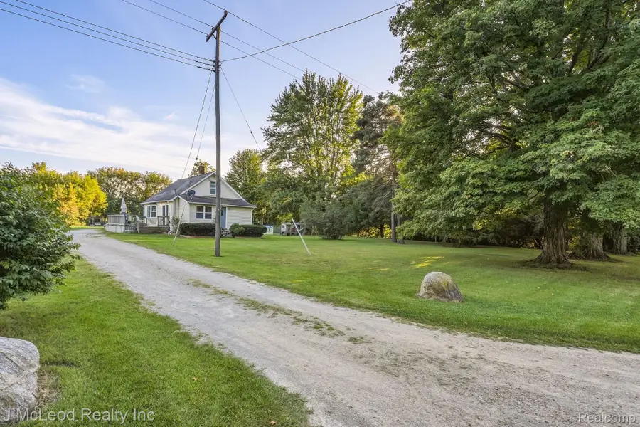 8821 Barnes Road, Millington, MI 48746 - #2
