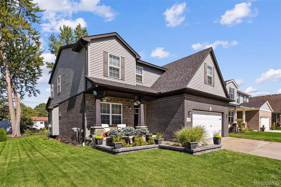 31576 Bridge Street, Livonia, MI 48152 - #2