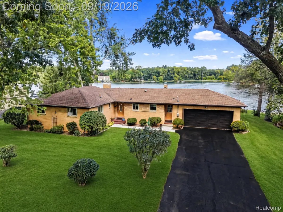 7139 Capri Drive, White Lake, MI 48383 - #1