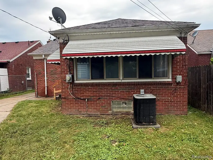 18952 Mark Twain Street, Detroit, MI 48235 - #2