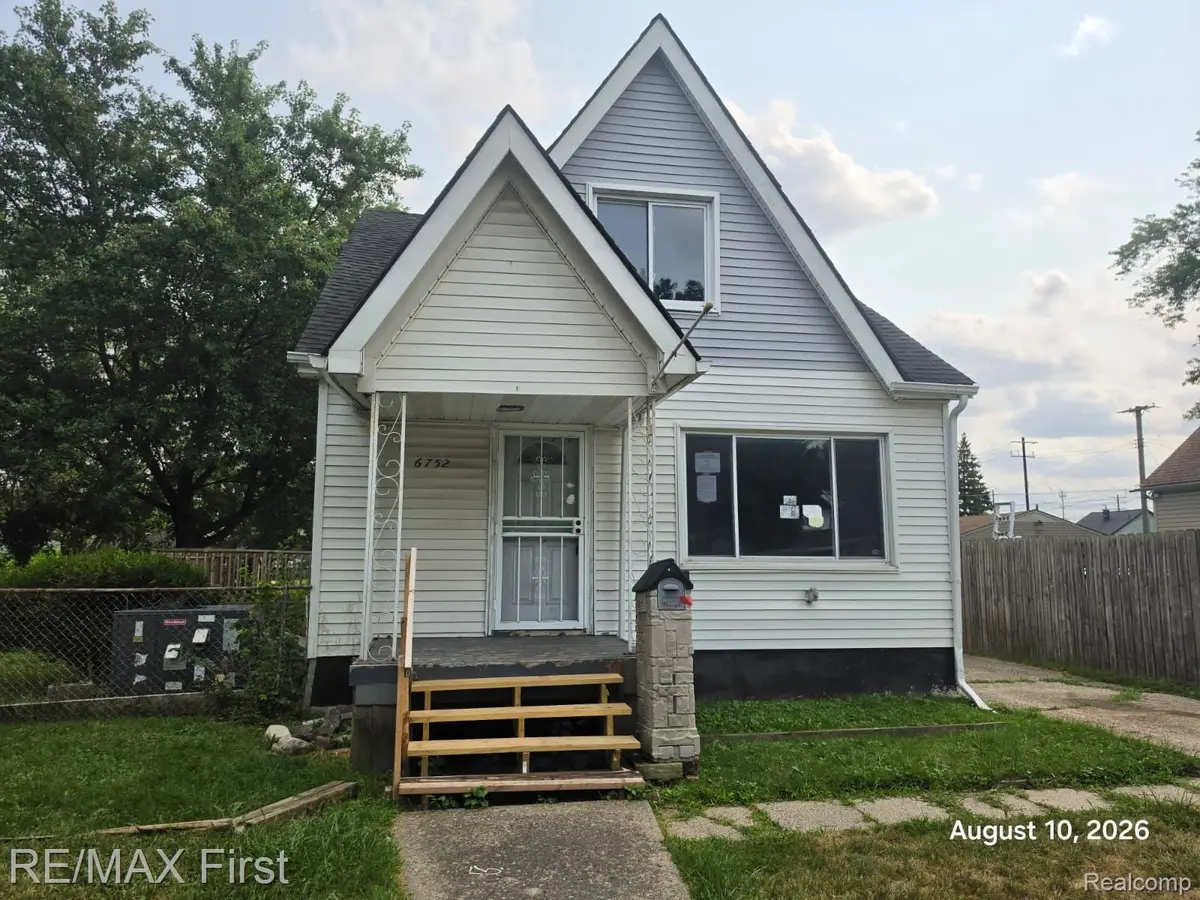 6752 Meadow Avenue, Warren, MI 48091 - #1