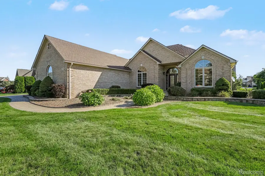 63746 Providence, Washington, MI 48095 - #3
