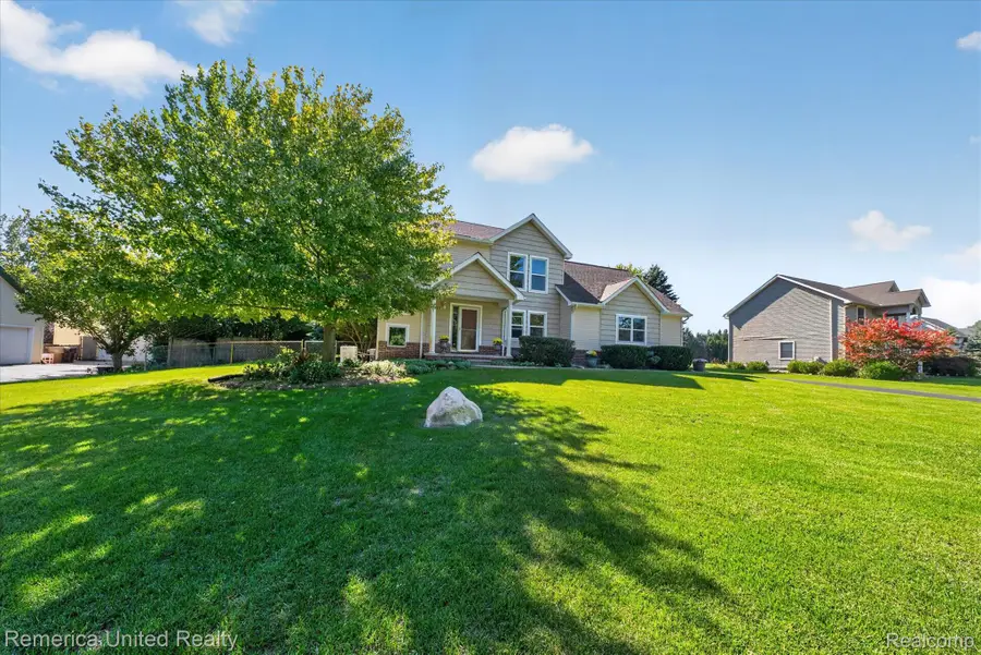 9709 Fountain Lane, Fowlerville, MI 48836 - #2
