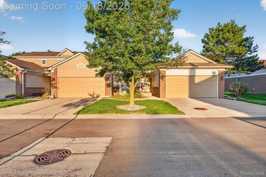 17607 Liberty Lane, Brownstown, MI 48193 - #3