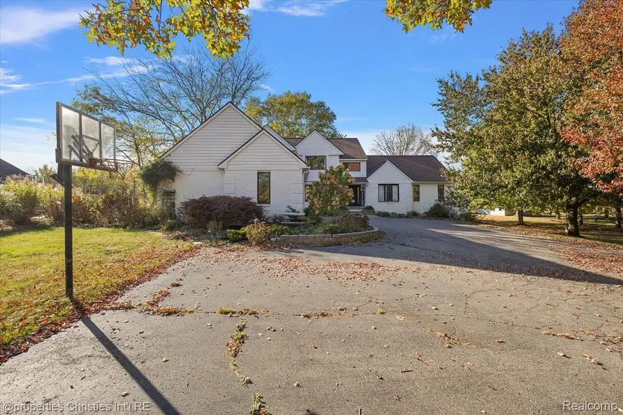 8793 Webster Hills Road, Dexter, MI 48130 - #2